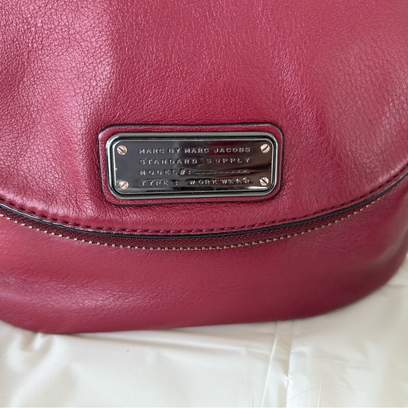 Marc by Marc Jacob’s Burgundy Leather Shoulder Bag/ cross body strap - Picture 2 of 8